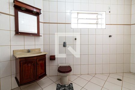 Casa à venda com 150m², 3 quartos e 4 vagasBanheiro 2