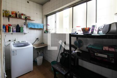 Apartamento à venda com 112m², 3 quartos e 1 vagaÁrea de Serviço 