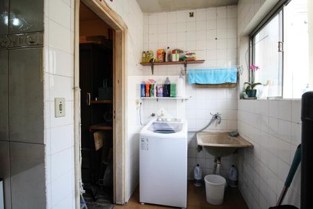 Apartamento à venda com 112m², 3 quartos e 1 vagaÁrea de Serviço 