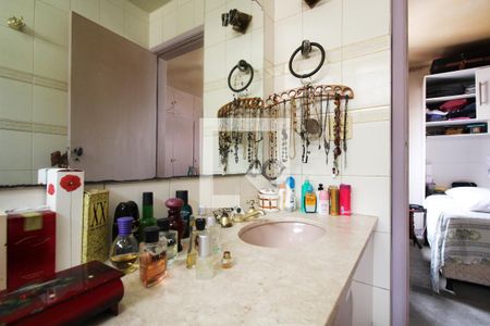 Apartamento à venda com 112m², 3 quartos e 1 vagaBanheiro da Suíte 