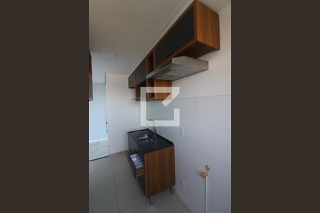 Cozinha de apartamento para alugar com 2 quartos, 43m² em Loteamento City Jaragua, São Paulo