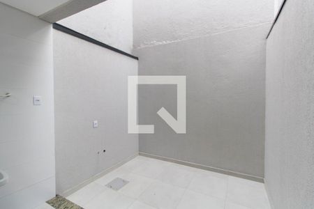 Casa à venda com 110m², 3 quartos e 2 vagasLavanderia