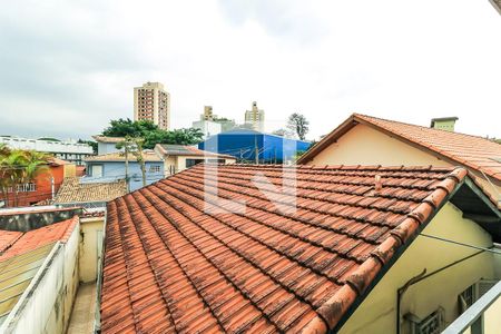 Casa à venda com 200m², 4 quartos e 4 vagas Casa à venda com 200m², 4 quartos e 4 vagasVista