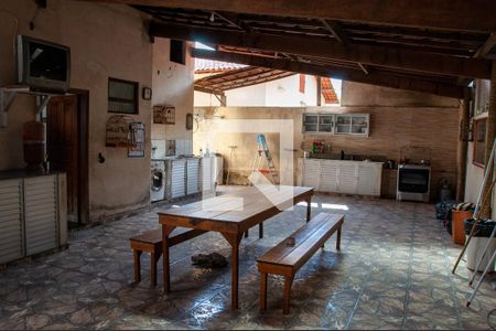 Casa para alugar com 150m², 3 quartos e 5 vagasÁrea Externa