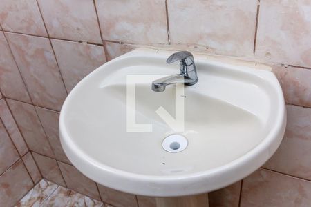 Casa para alugar com 80m², 2 quartos e sem vagaBanheiro