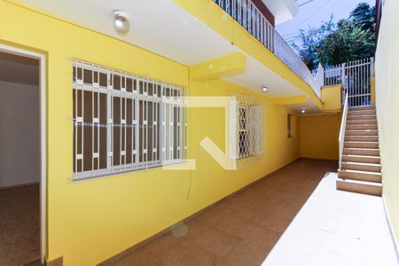 Casa para alugar com 80m², 2 quartos e sem vagaQuintal