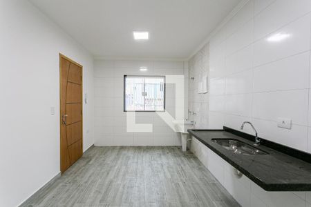Cozinha e Área de Serviço de kitnet/studio para alugar com 1 quarto, 30m² em Vila Sao Geraldo, São Paulo