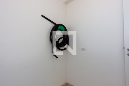 Apartamento à venda com 204m², 3 quartos e 4 vagas Apartamento à venda com 204m², 3 quartos e 4 vagasDepósito