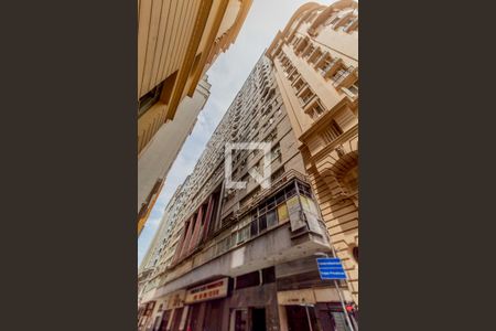 Apartamento à venda com 37m², 1 quarto e sem vaga Apartamento à venda com 37m², 1 quarto e sem vagaFachada