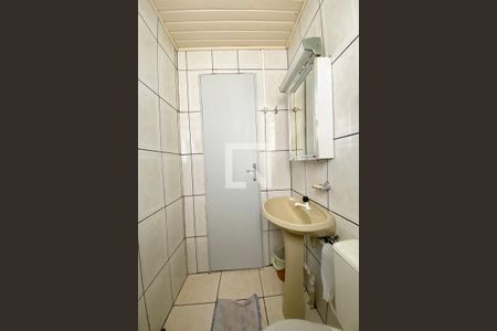 Casa para alugar com 110m², 2 quartos e 2 vagasBanheiro