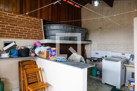 Casa à venda com 128m², 3 quartos e 2 vagasChurrasqueira e Lavanderia