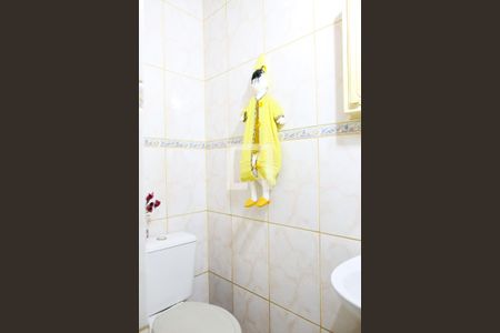 Casa à venda com 128m², 3 quartos e 2 vagasLavabo