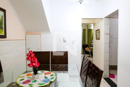 Casa à venda com 128m², 3 quartos e 2 vagasCozinha