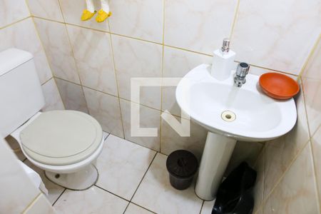 Casa à venda com 128m², 3 quartos e 2 vagasLavabo