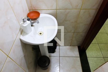 Casa à venda com 128m², 3 quartos e 2 vagasLavabo