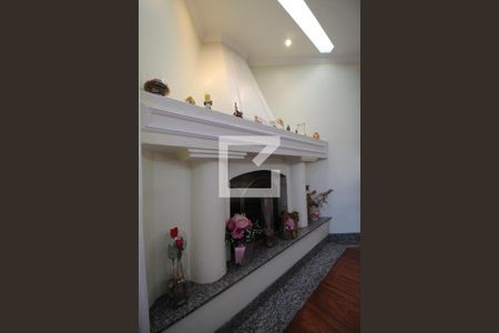 Casa à venda com 192m², 3 quartos e 3 vagasSala