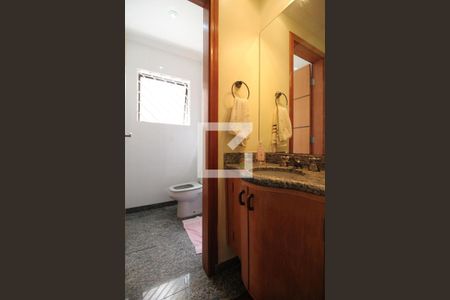 Casa à venda com 192m², 3 quartos e 3 vagasLavabo