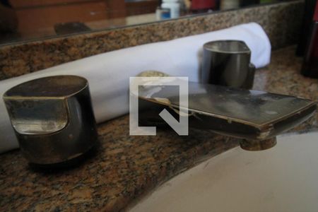 Casa à venda com 192m², 3 quartos e 3 vagasBanheiro da Suíte 2