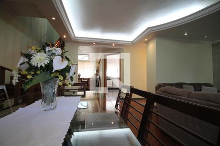 Sala de casa à venda com 3 quartos, 192m² em Vila Salete, São Paulo