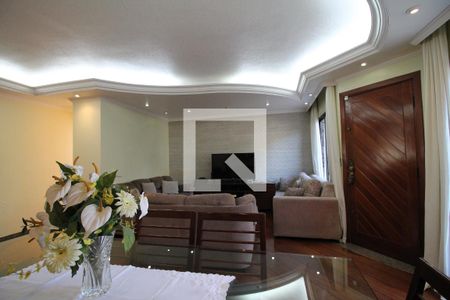Sala de casa à venda com 3 quartos, 192m² em Vila Salete, São Paulo