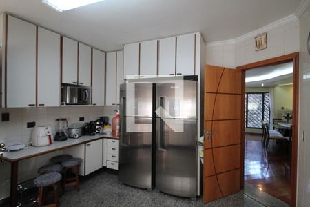 Casa à venda com 192m², 3 quartos e 3 vagasCozinha