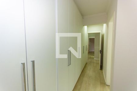 Apartamento para alugar com 172m², 4 quartos e 2 vagasSuíte - Armários