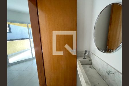 Lavabo de casa de condomínio para alugar com 3 quartos, 230m² em Jardim São Vicente, Cotia