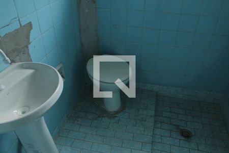 Casa à venda com 100m², 3 quartos e 2 vagasBanheiro - Casa 2