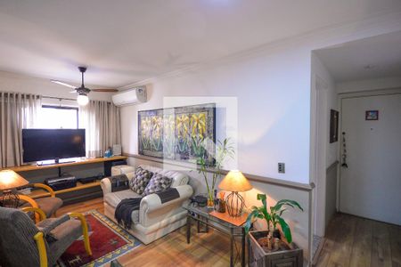 Sala de apartamento para alugar com 2 quartos, 56m² em Vila Gumercindo, São Paulo