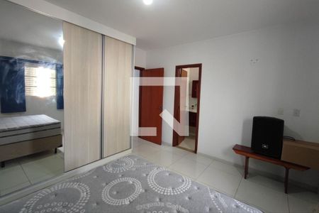 Quarto Suíte de casa à venda com 3 quartos, 182m² em Jardim Nova Europa, Campinas
