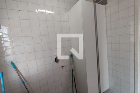 Casa à venda com 182m², 3 quartos e 2 vagas Casa à venda com 182m², 3 quartos e 2 vagasÁrea de Serviço