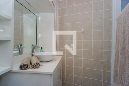 Apartamento à venda com 70m², 2 quartos e 2 vagasBanheiro da Suíte 2