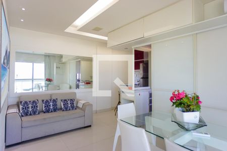 Sala de apartamento à venda com 2 quartos, 70m² em Barra da Tijuca, Rio de Janeiro