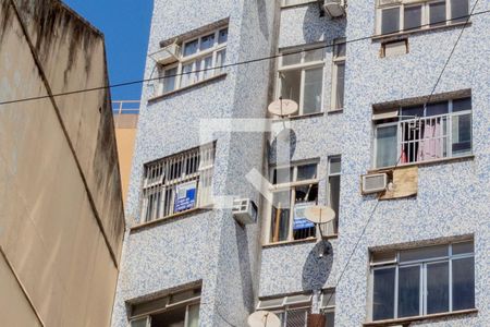 Fachada de apartamento à venda com 1 quarto, 65m² em Centro, Rio de Janeiro