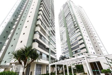 Apartamento para alugar com 95m², 3 quartos e 2 vagas Apartamento para alugar com 95m², 3 quartos e 2 vagasFachada