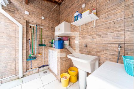 Casa à venda com 153m², 2 quartos e 3 vagasÁrea de Serviço e Churrasqueira