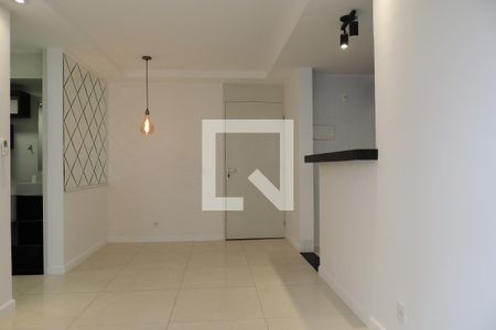 Sala de apartamento para alugar com 2 quartos, 46m² em Jacarepaguá, Rio de Janeiro