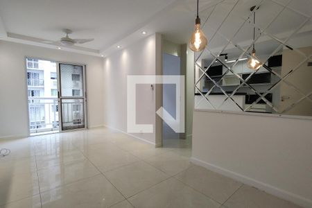 Sala de apartamento para alugar com 2 quartos, 46m² em Jacarepaguá, Rio de Janeiro