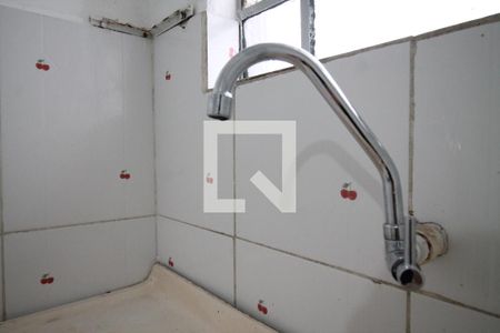 Sala/Cozinha de casa para alugar com 1 quarto, 25m² em Vila Talarico, São Paulo