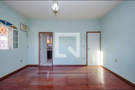 Casa para alugar com 222m², 4 quartos e 2 vagasSuíte 2 piso 2