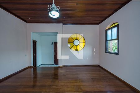 Sala 1 de casa para alugar com 4 quartos, 222m² em Dom Cabral, Belo Horizonte