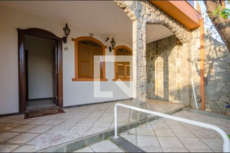 Casa para alugar com 222m², 4 quartos e 2 vagasVaranda da Sala - entrada