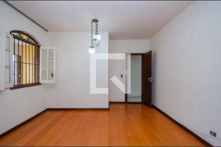 Casa para alugar com 222m², 4 quartos e 2 vagasSala 2