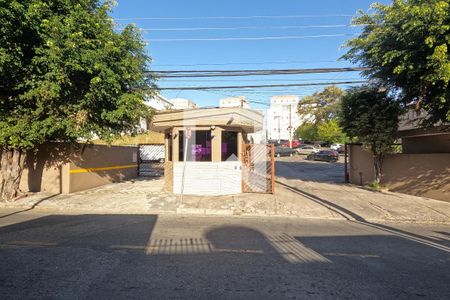 Apartamento para alugar com 56m², 2 quartos e 1 vagaFachada e portaria