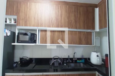 Casa de condomínio à venda com 65m², 2 quartos e 1 vaga Casa de condomínio à venda com 65m², 2 quartos e 1 vagaCozinha