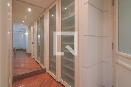 Casa à venda com 370m², 3 quartos e 4 vagasSuíte 2