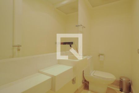 Casa à venda com 370m², 3 quartos e 4 vagasLavabo