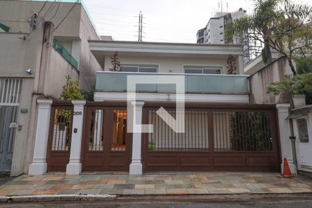 Casa à venda com 370m², 3 quartos e 4 vagasFachada