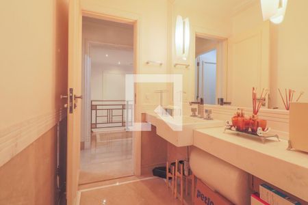 Casa à venda com 370m², 3 quartos e 4 vagasLavabo 2