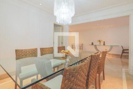 Casa à venda com 370m², 3 quartos e 4 vagasSala de Jantar